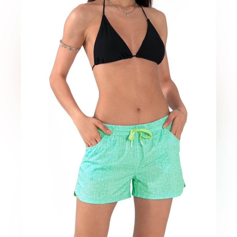 Black and Green Women's Swim Set